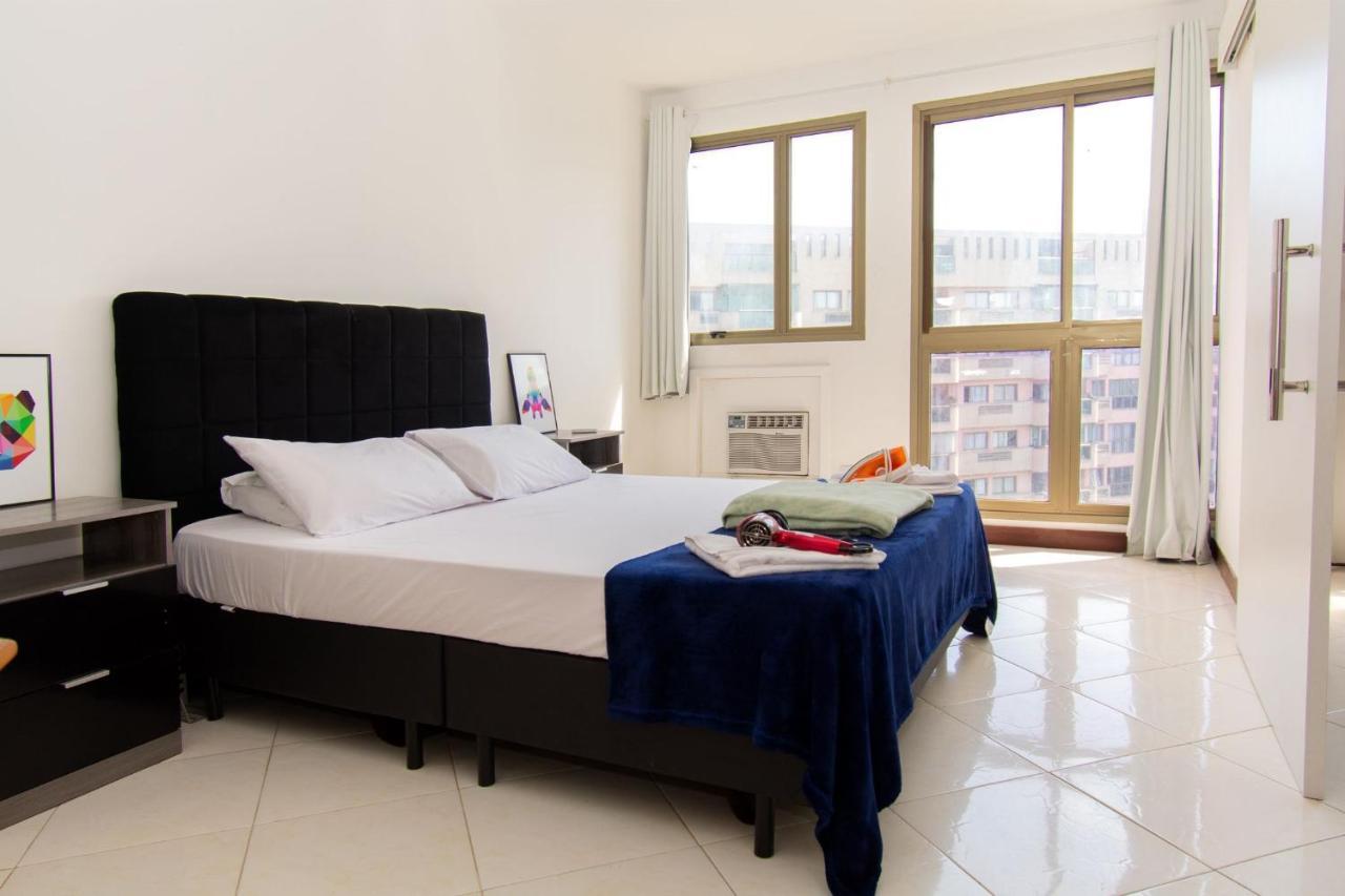 Barra - Praia, Sol E Conforto Apartamento *